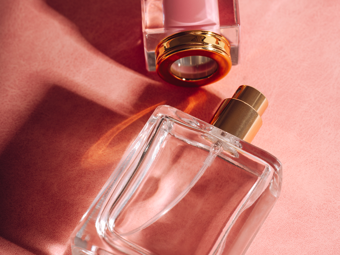 Bestseller bei dm: Dieses Parfum unter 20 Euro lieben alle